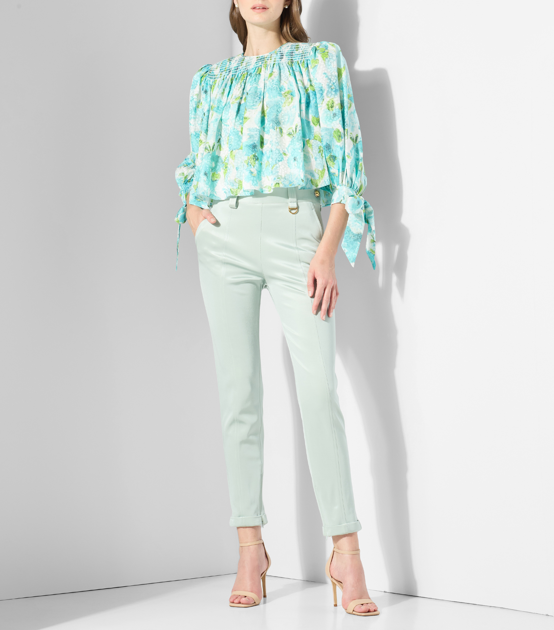 Pantalón casual Mujer